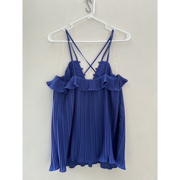 Takara Women's Large Embroidered Floral Pleated Blue V-Neck Tank Top Sleeveless - Picture 2 of 10